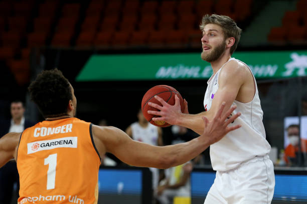 既可以通过 既可以通过